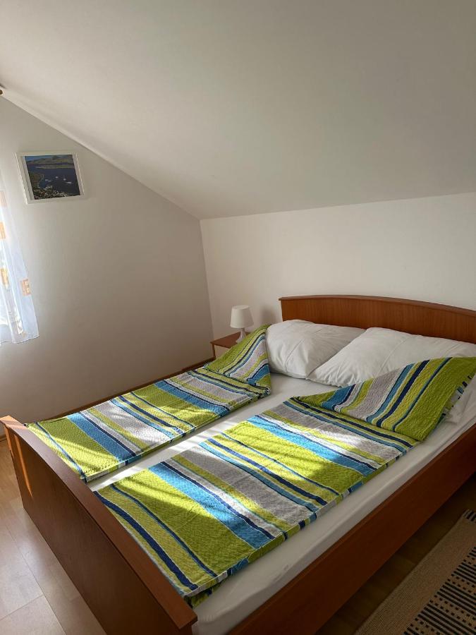Apartmani Karlobag Bagian luar foto