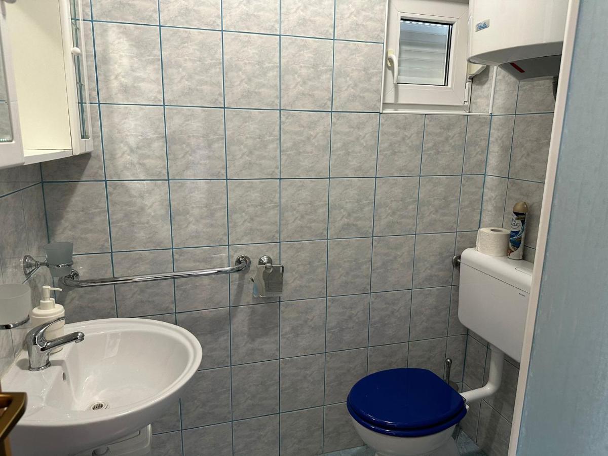 Apartmani Karlobag Bagian luar foto