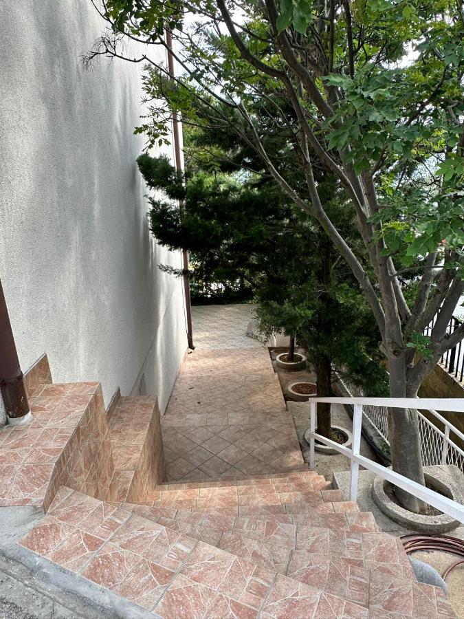 Apartmani Karlobag Bagian luar foto